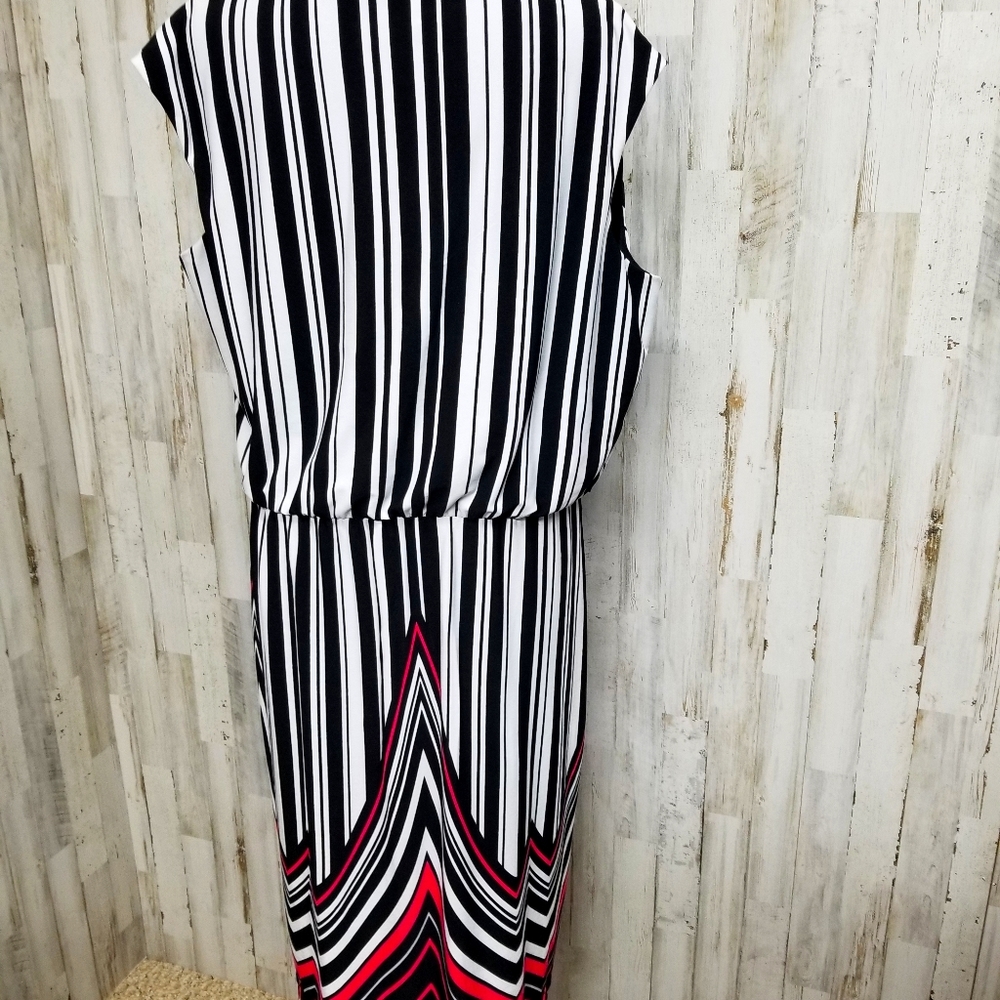 Dress Barn Black & White Dress Size 16